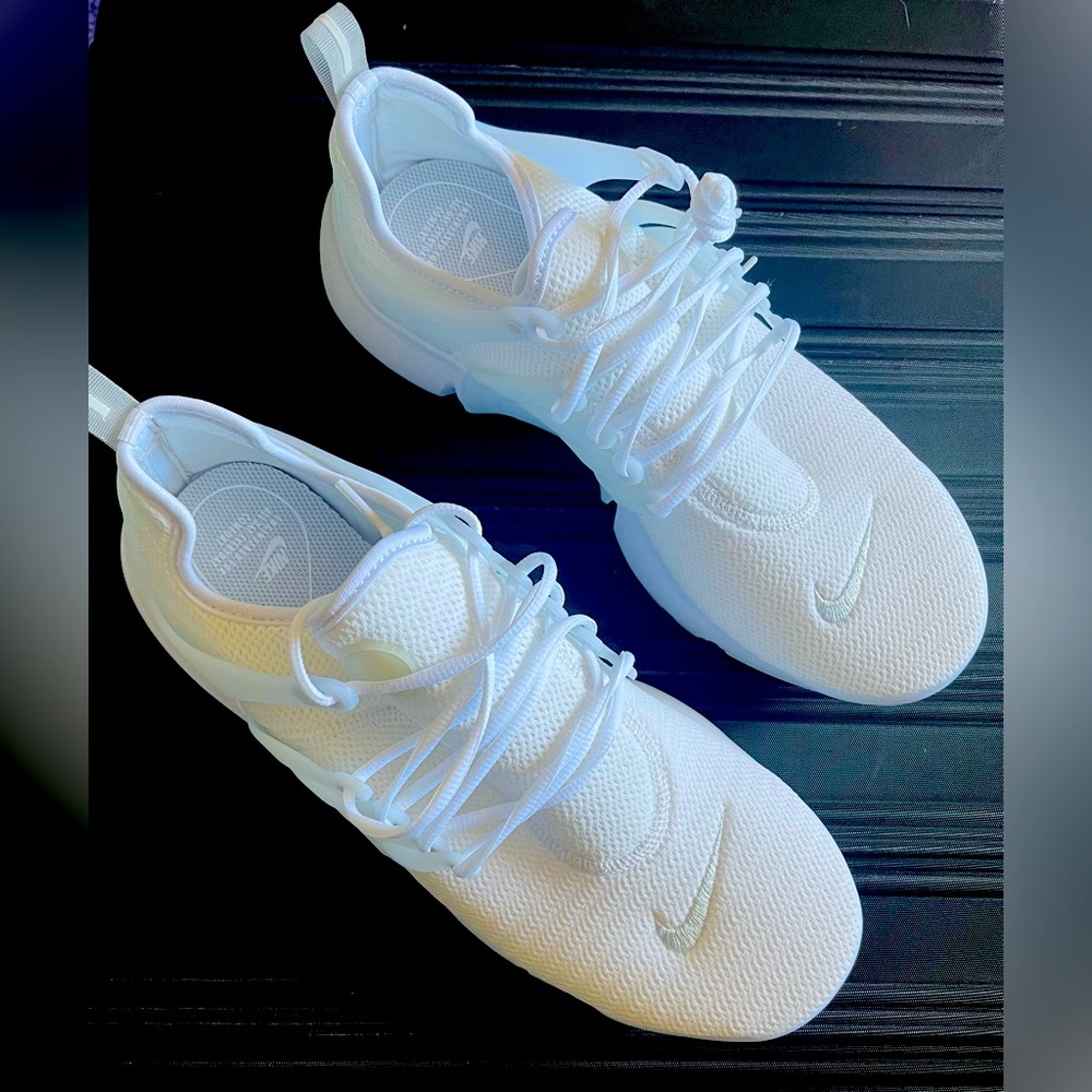 Nike Air Presto Triple White Women Size 11